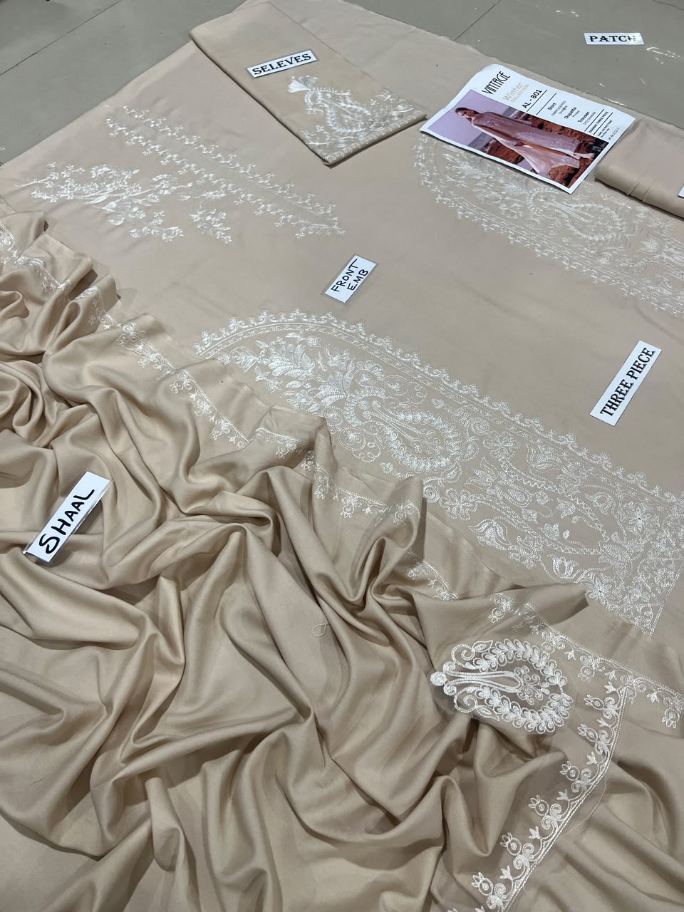 3-Piece Vintage Premium Embroidered Dhanak Suit AL-801