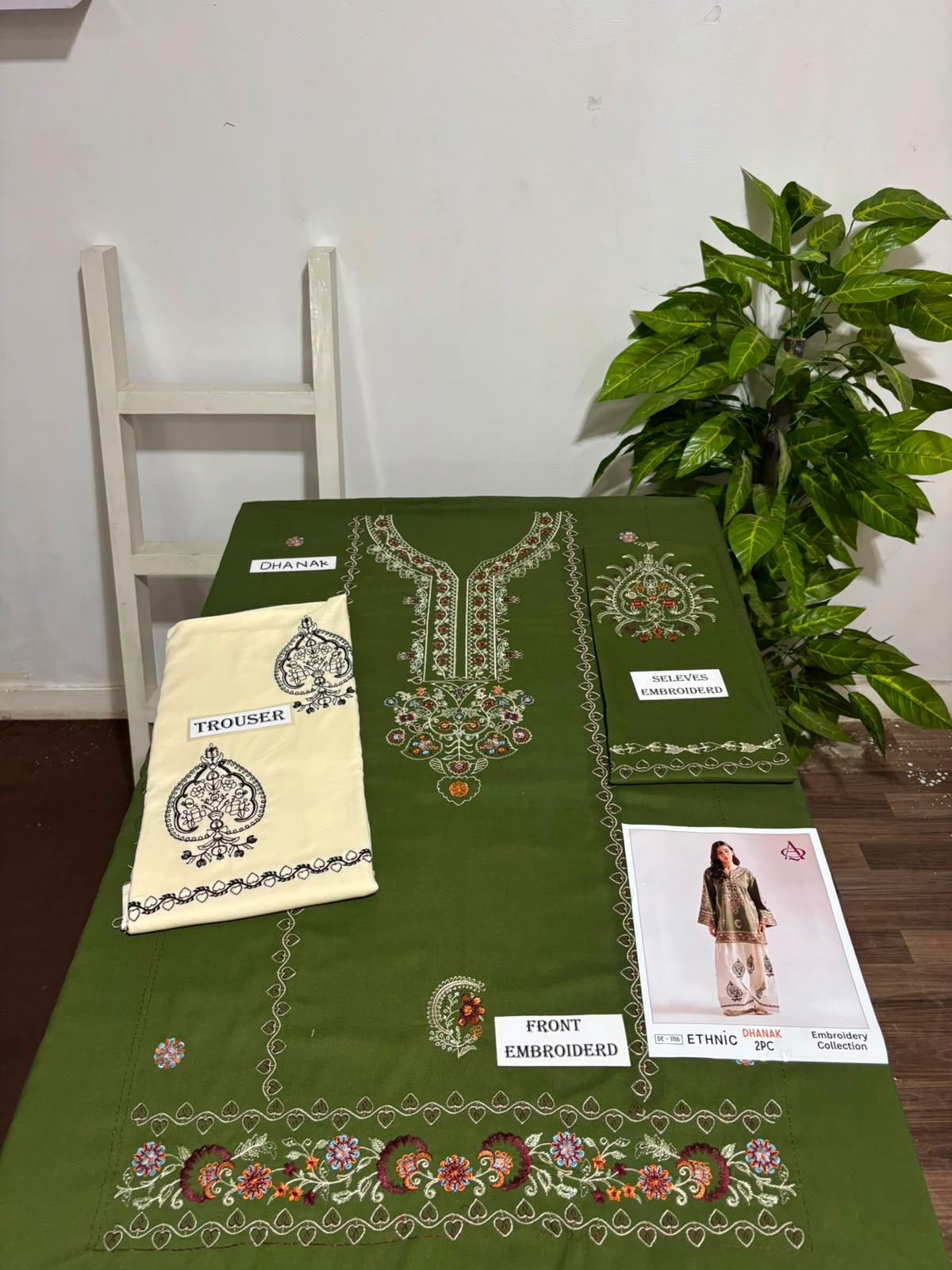 2-Piece | Premium Embroidered Winter Suit – DE-1116D