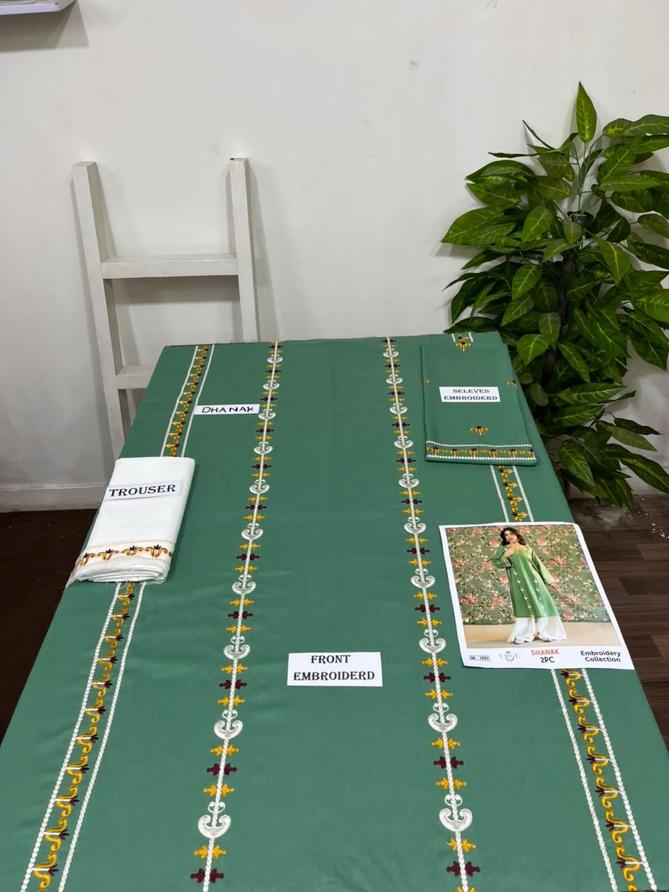 2-Piece | Premium Embroidered Winter Suit – DE-1161