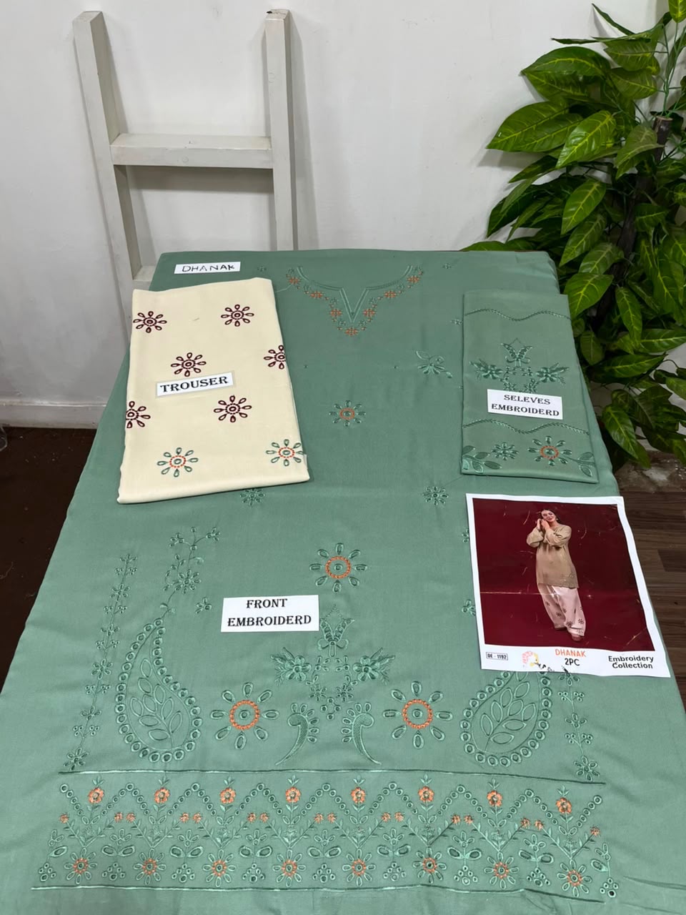 2-Piece | Premium Embroidered Winter Suit – DE-1192